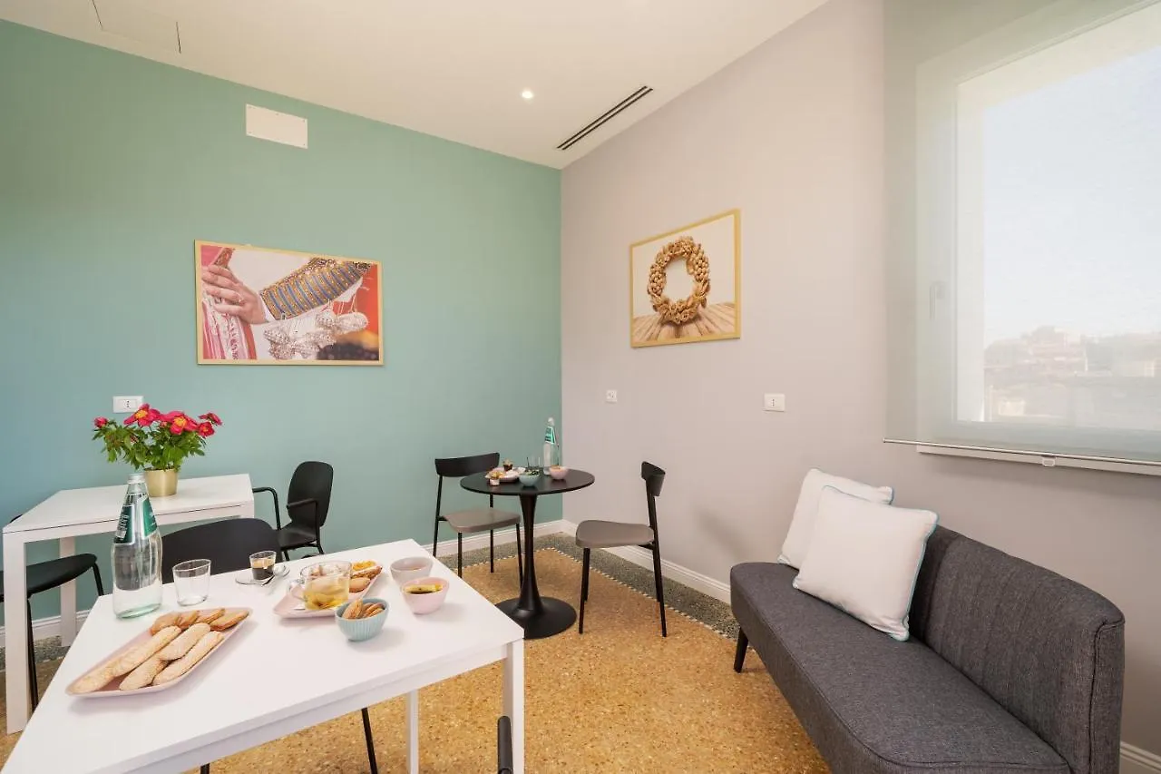 Guest house Nue Suites Sassari Italy