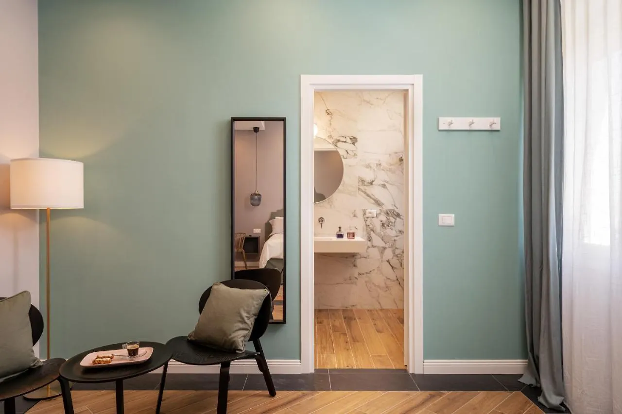 Nue Suites Sassari 0*,  Italy